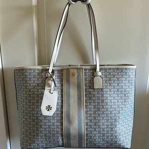 Tory Burch Gemini Link Canvas Tote.
